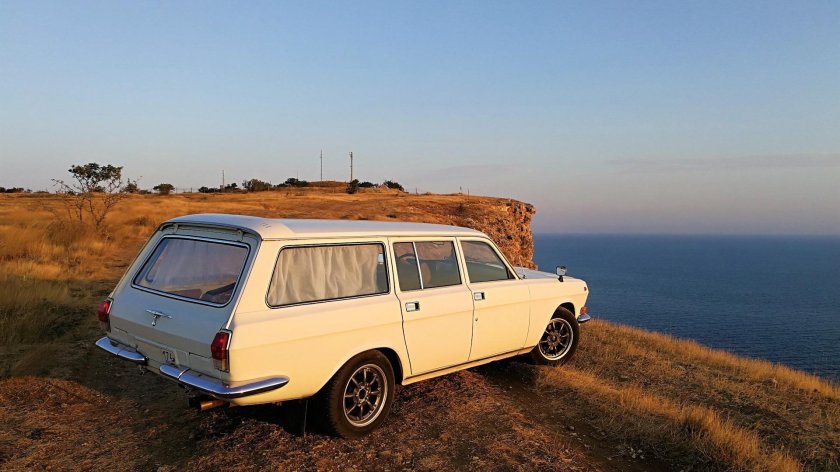 ГАЗ 2410 универсал