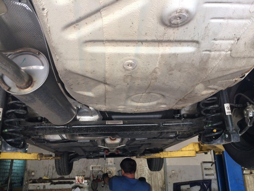 Днище Volkswagen Polo