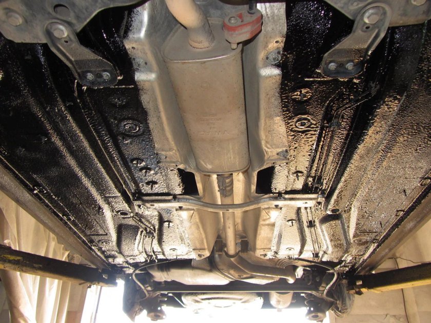 Днище поло седан 2013