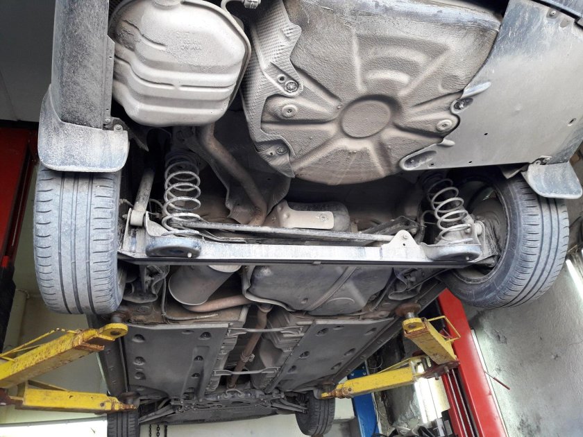 Подвеска гольф 7 снизу