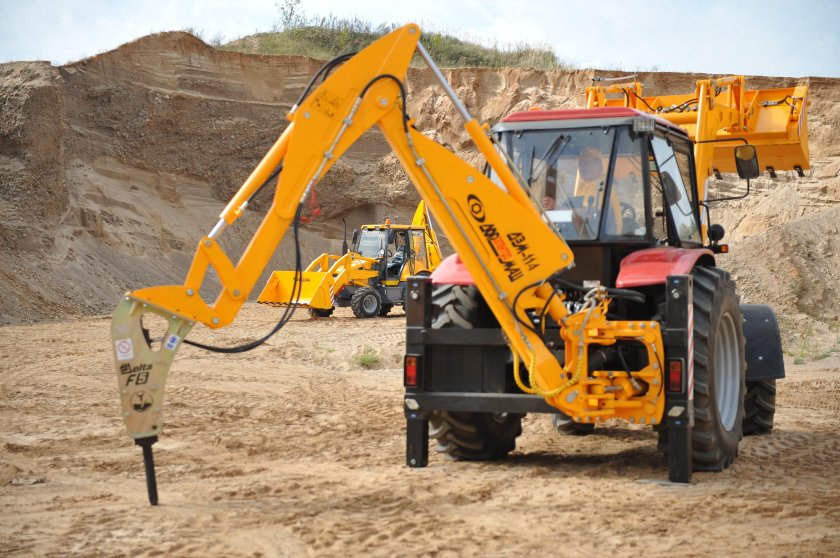 Дэм 114 экскаватор погрузчик