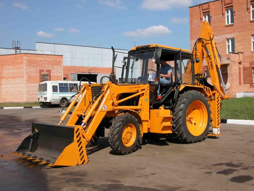 МТЗ-82 экскаватор погрузчик Лекс