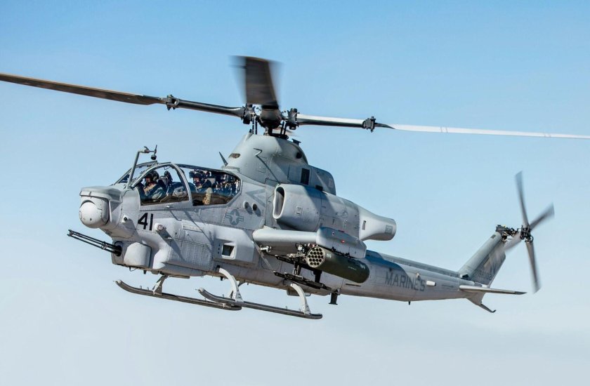 Bell ah-1z viper