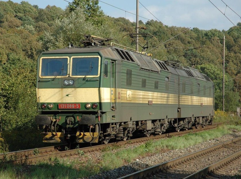 Электровоз Шкода е499