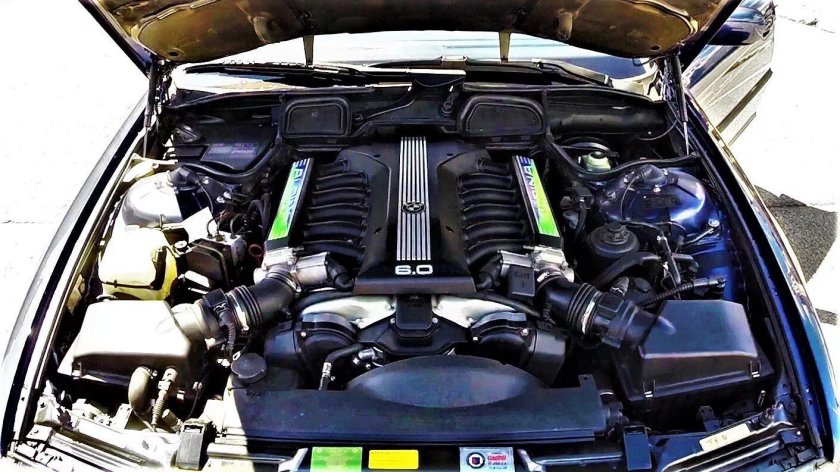 BMW e38 Alpina v12