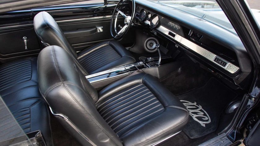 Plymouth Barracuda 1970 салон