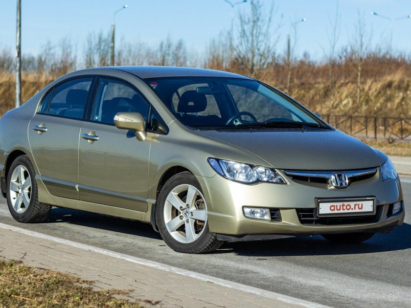 Honda Civic 8 седан