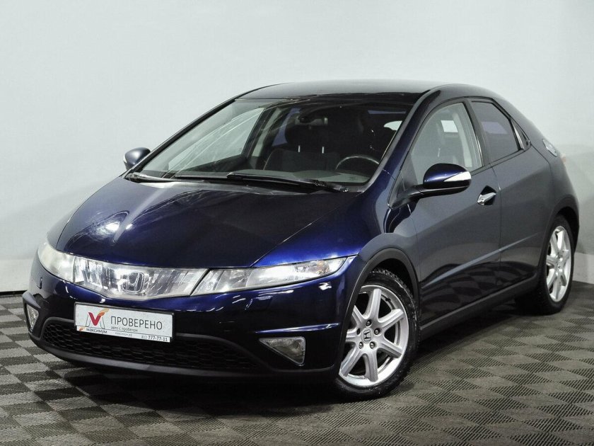 Honda Civic 8 поколение хэтчбек