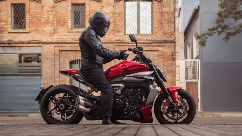 Ducati x diavel