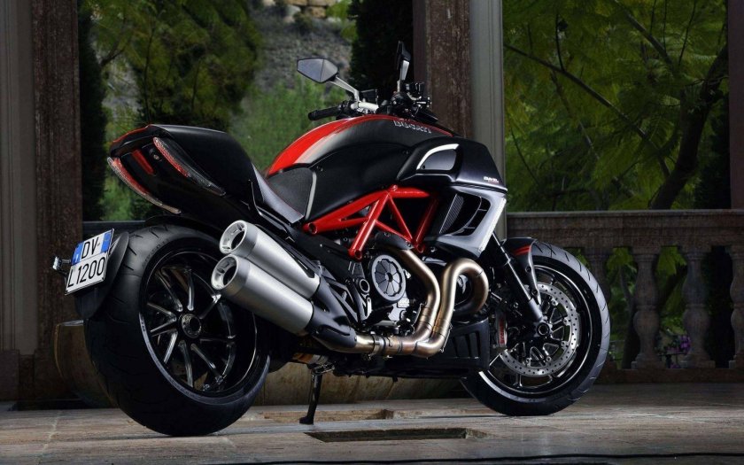 Мотоцикл Ducati Diavel