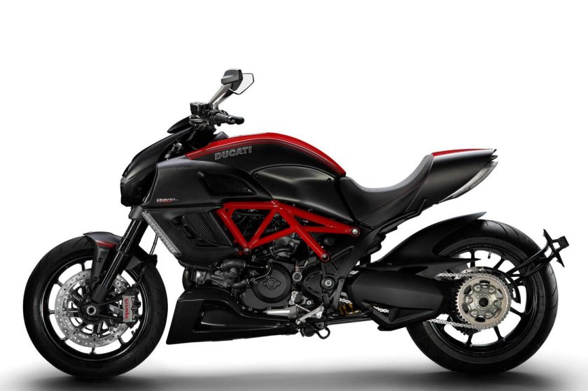 Ducati Diavel Carbon 2011
