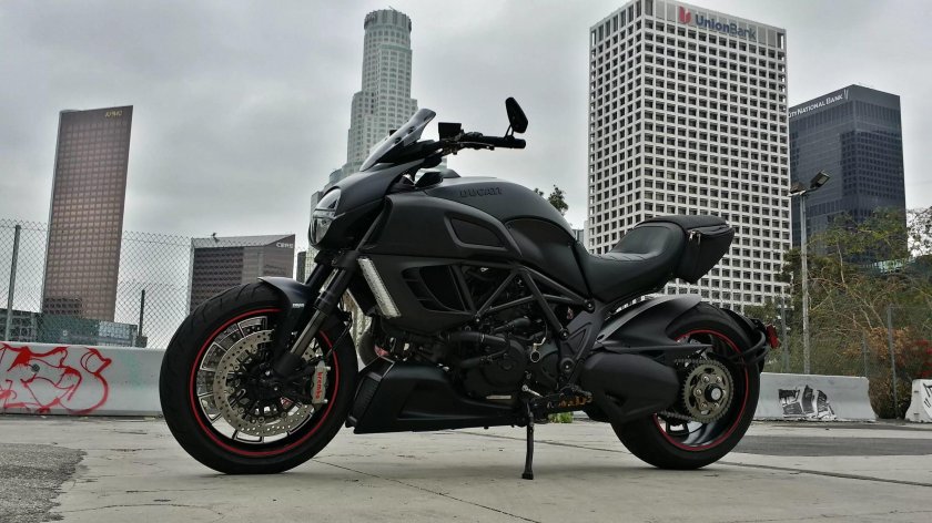 Мотоцикл Дукати диабло