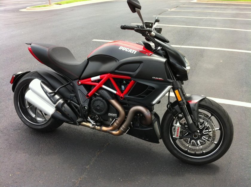 Ducati Diavel Ride