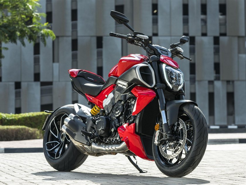 Мотоцикл ducati diavel