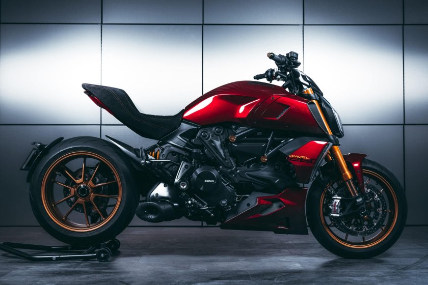 Ducati Diavel s 2022