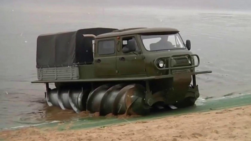 Вездеход-амфибия шнекоход ЗВМ 2901