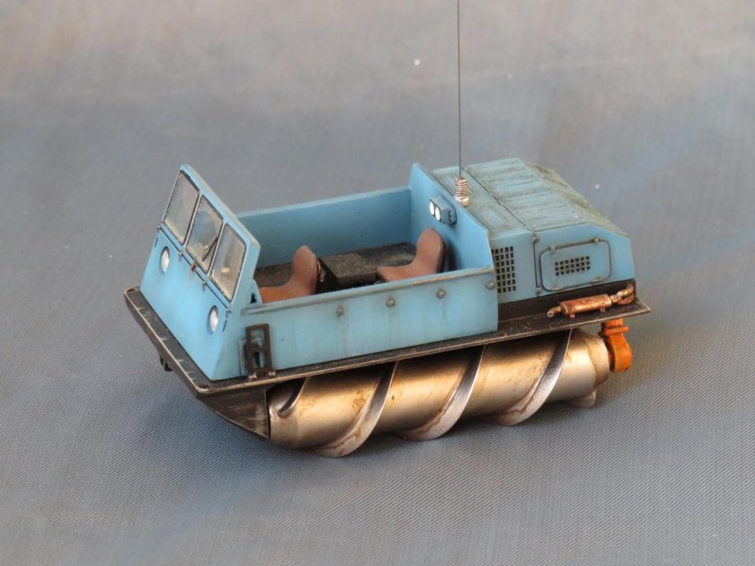 Шнекороторный вездеход ЗИЛ-4904