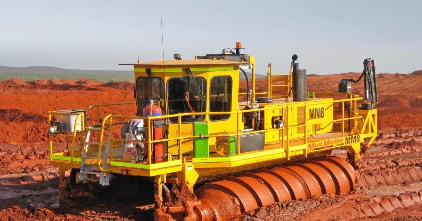 Шнекороторный вездеход ЗИЛ-4904