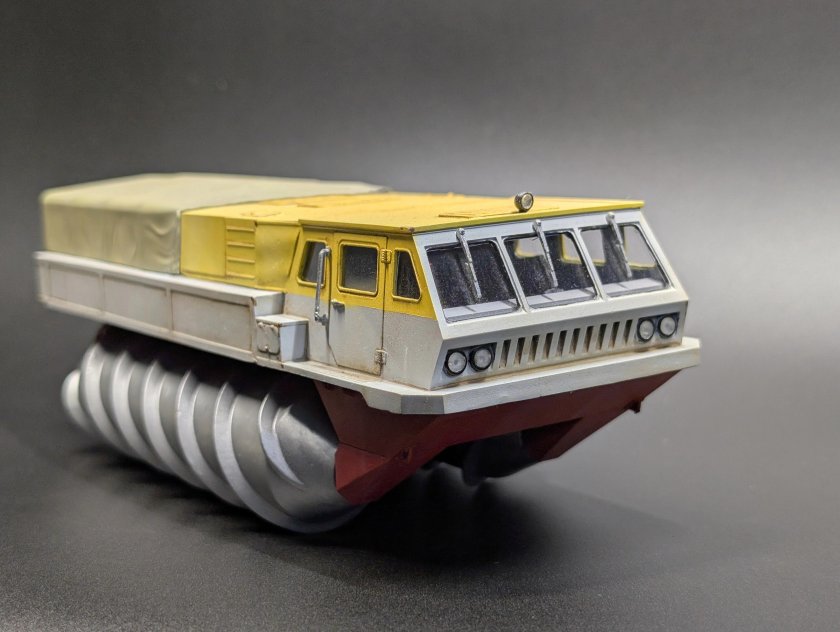 Сборная модель шнекороторный снегоболотоход