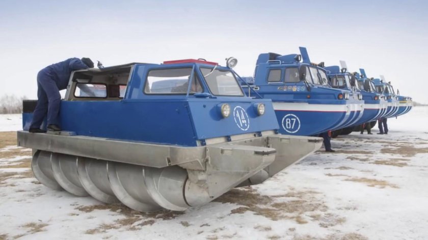 Шнекороторный болотоход ЗИЛ-4904