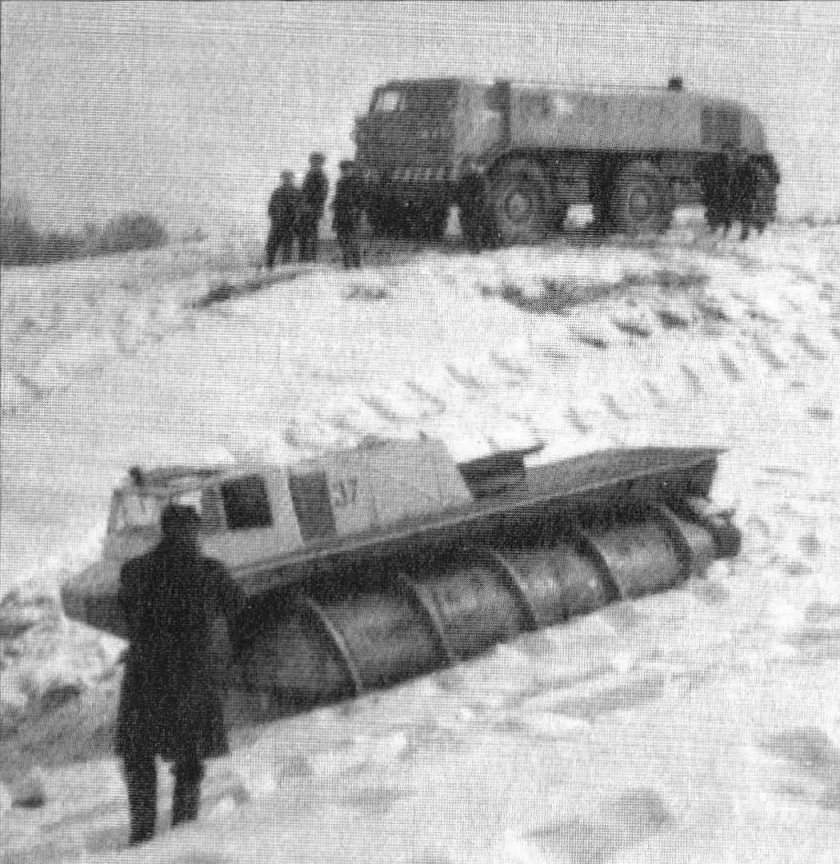 Шнекороторный вездеход ЗИЛ-4904