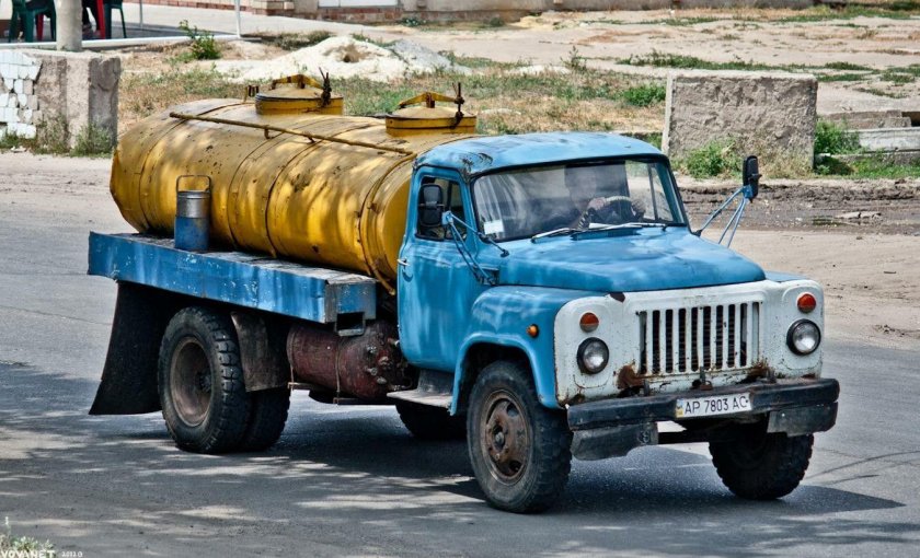 ГАЗ 53 молоковоз