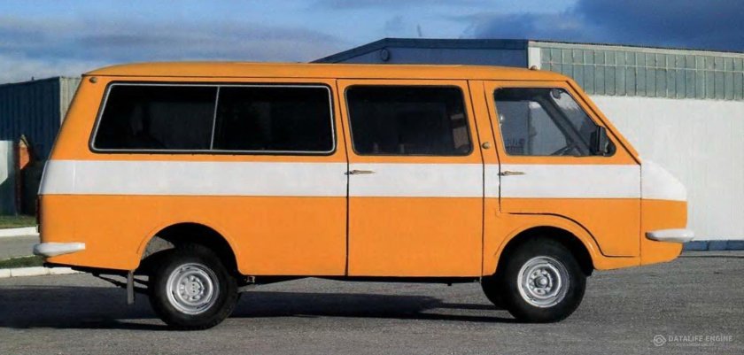 РАФ-2203 микроавтобус