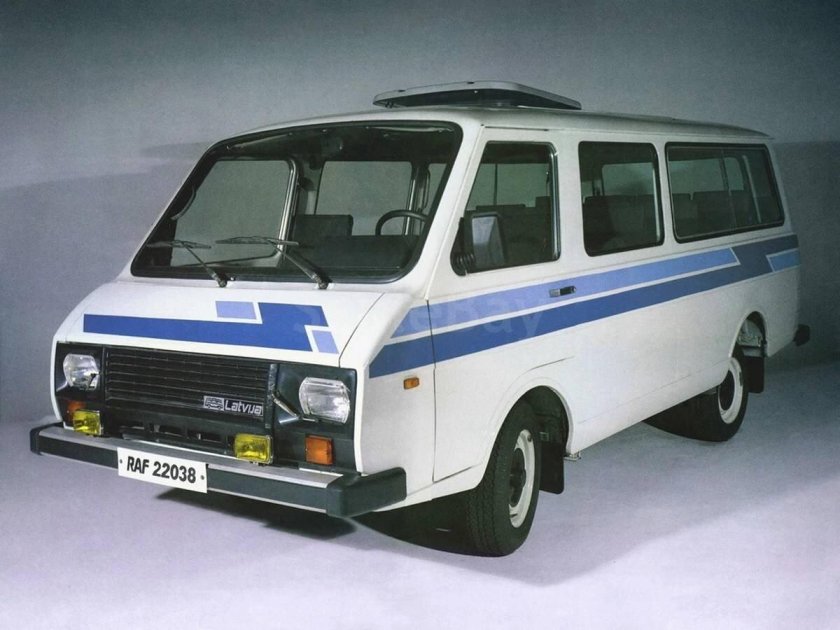 РАФ-2203 микроавтобус