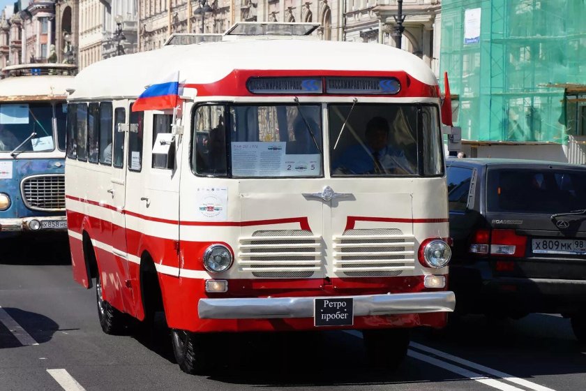 РАФ-251 автобус