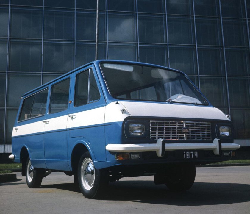 Раф 2203 микроавтобус