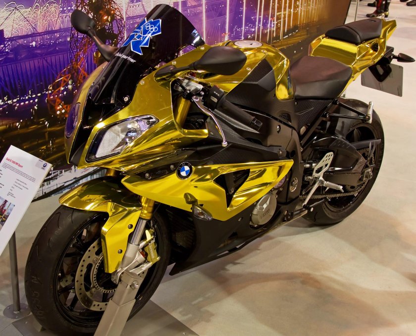 BMW s1000rr желтый