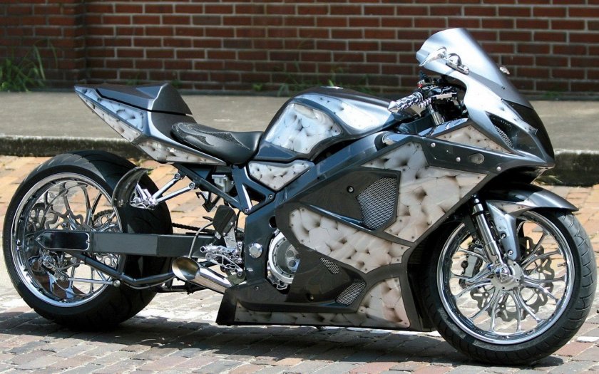 Suzuki GSX 750 R Custom