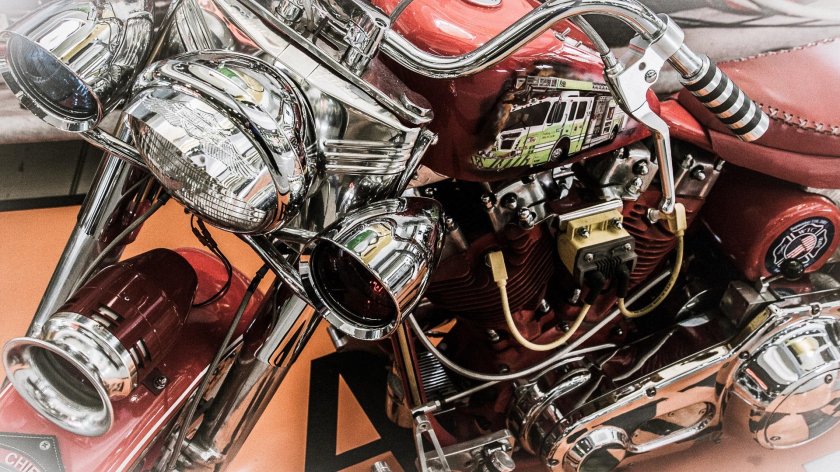 Хромированный мотоцикл