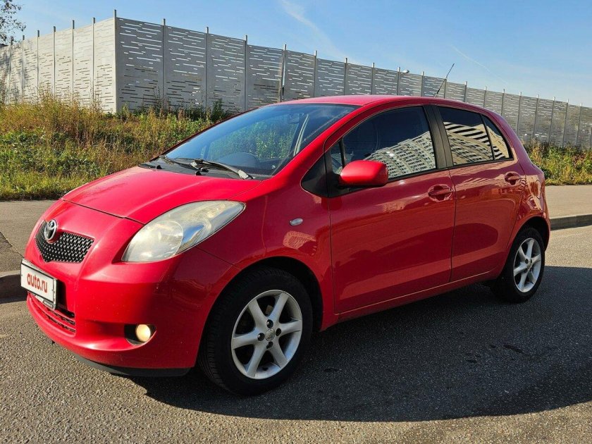 Тойота ярис 2008г