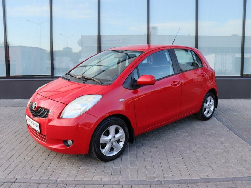 Тойота ярис 2007