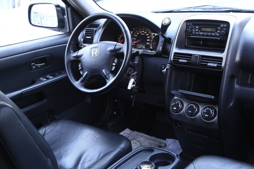 Honda CR-V 2005 салон