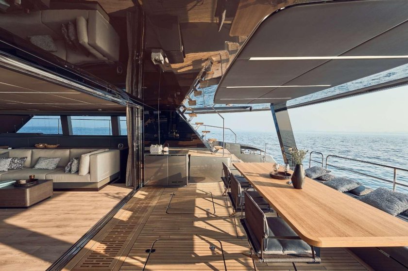 Яхта riva 100 corsaro