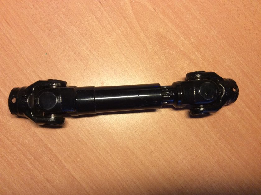 Карданный вал переднего моста минитрактор Кубота. X20