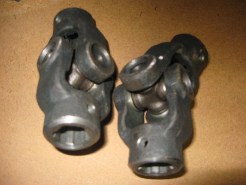 Шарнир н051.01.030а (700а.34.01.110) шлиц