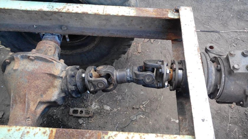 Трактор переломка кардан