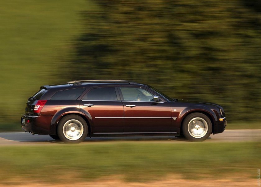 Chrysler 300c универсал