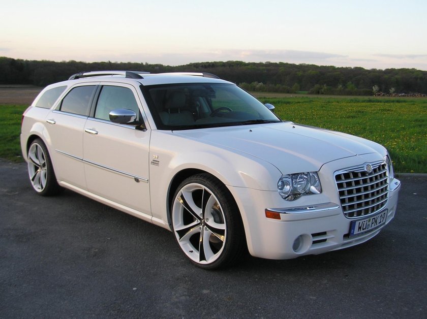 Chrysler 300c универсал