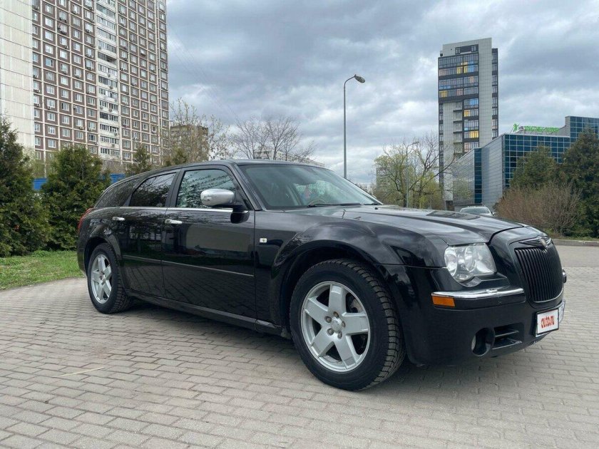 Крайслер 300с универсал