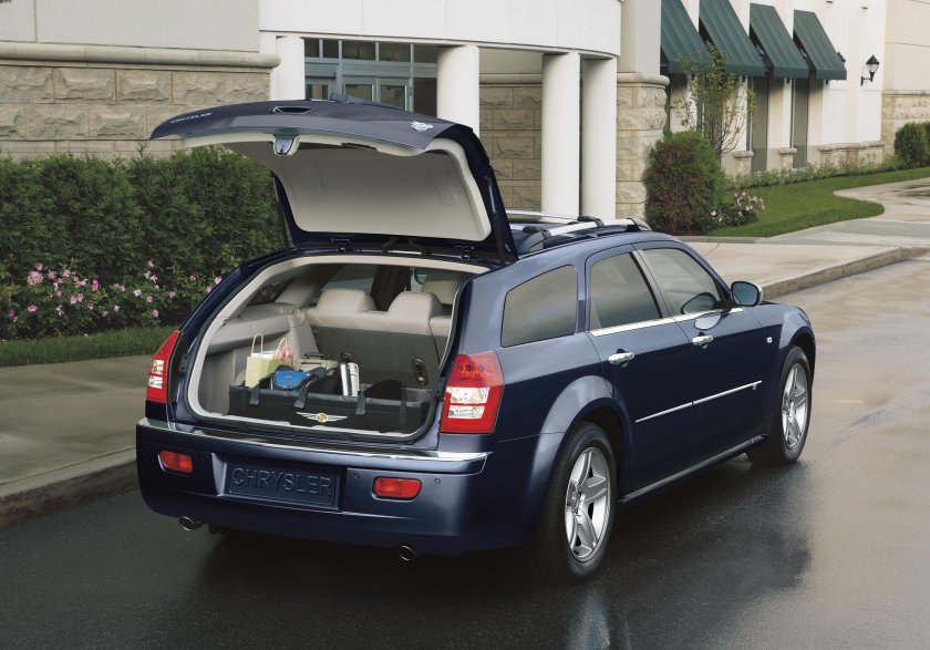 Chrysler 300c универсал