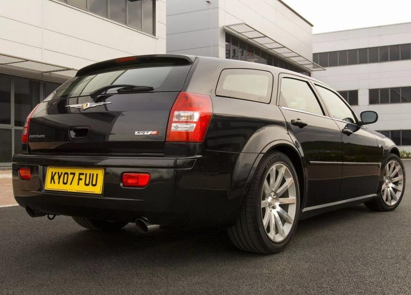 Chrysler 300c Touring srt8