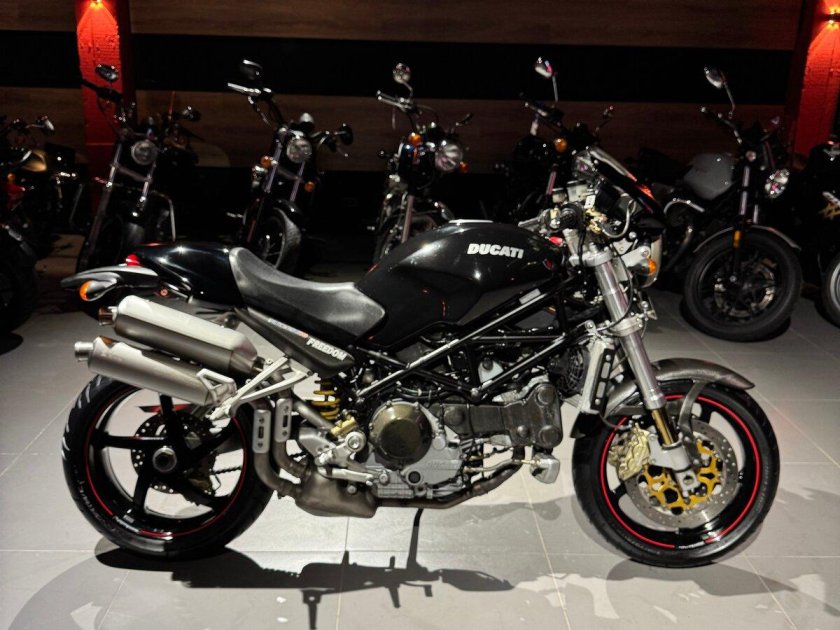 Ducati monster