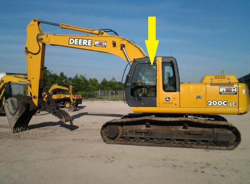 Гусеничный экскаватор John Deere