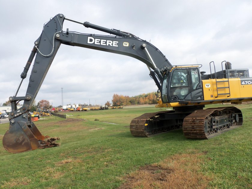John Deere 470g LC Excavator