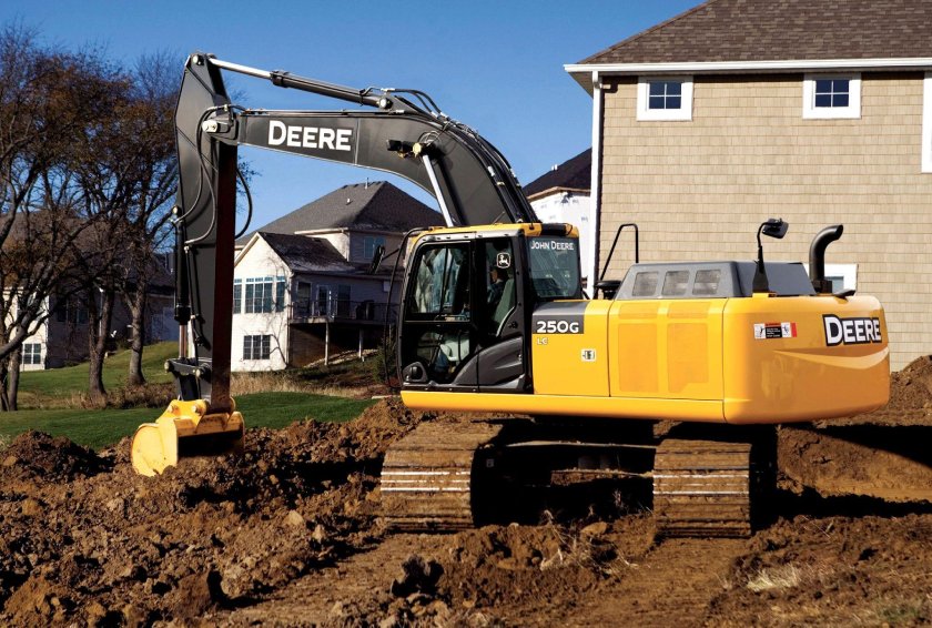 Гусеничный экскаватор Джон Дир