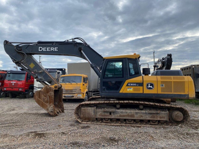 Экскаватор john deere e330lc